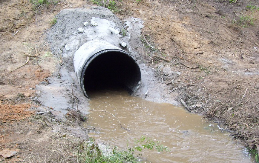 Snap-Tite_Athens_TX_The-Union-Pacific-Ralroad-Chooses-No-Dig-Solution-to-Reline-Old-Culvert 4